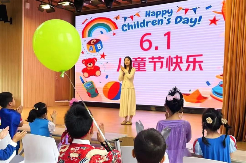 当cos遇见钢管舞,当cosplay遇到过年