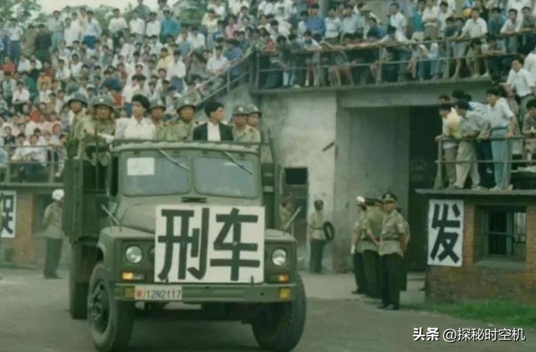 1994年，江苏大巴车2名女孩遭8人性侵四小时，全车40人无一反抗