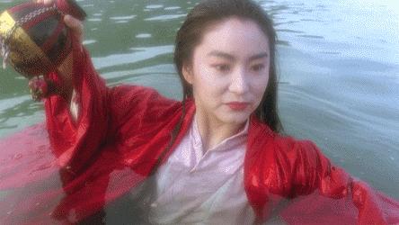 41岁刘涛晒长发美照,40岁刘涛惊艳视频