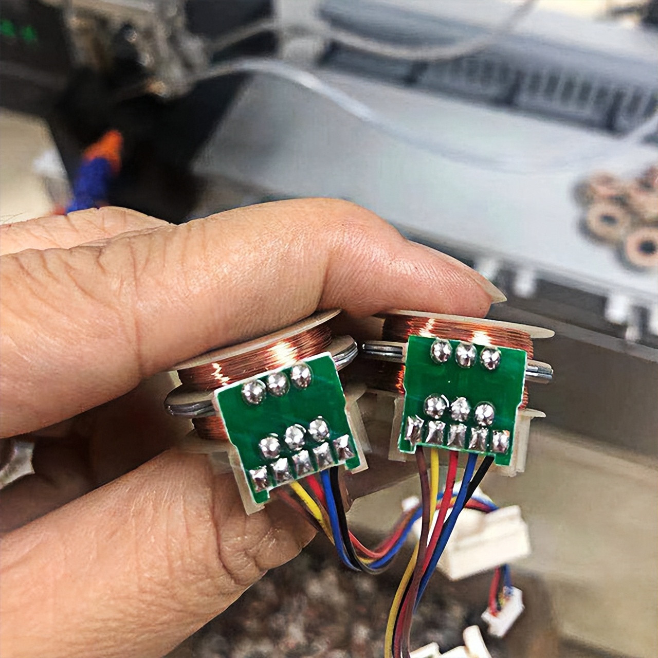 全自动焊锡机的结构,奥春移动焊锡机