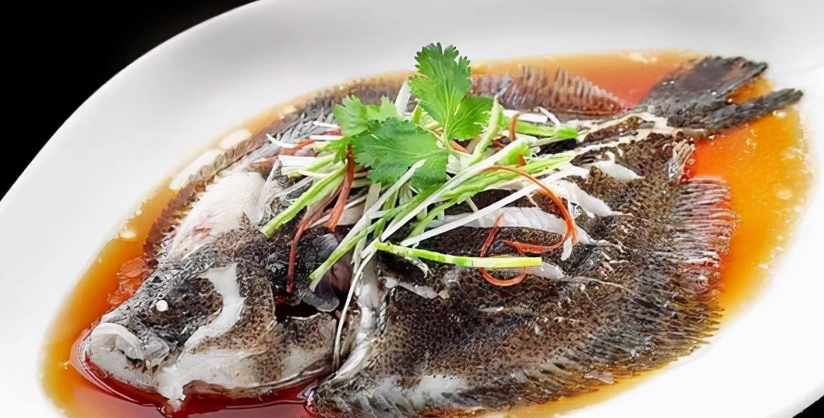 清蒸多宝鱼的做法教程及营养价值,史上最简单的清蒸多宝鱼的做法