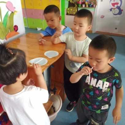 探秘泡泡之旅--道朗镇鱼池幼儿园小班班本课程