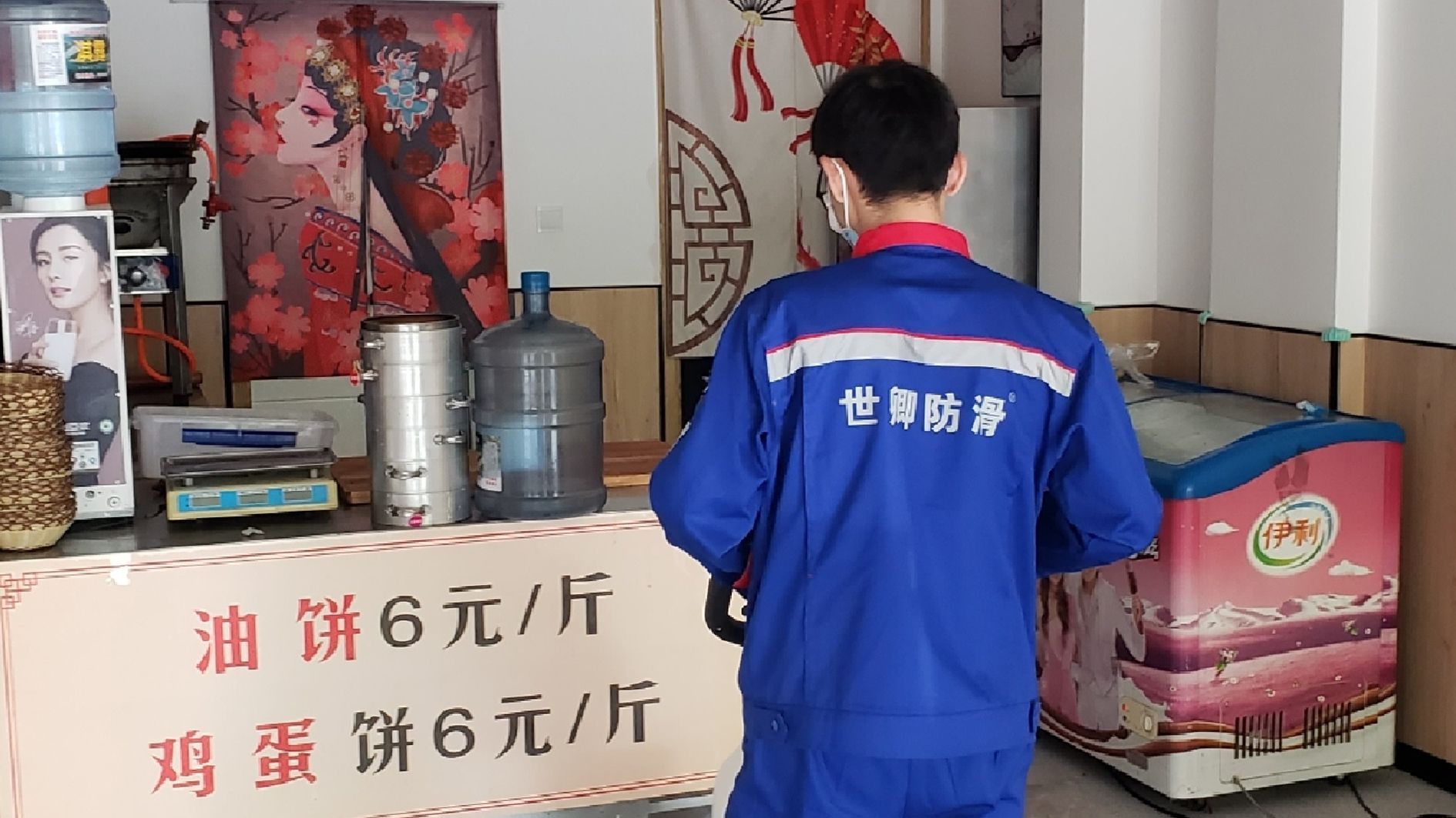 世卿地面防滑靠谱吗,世卿防滑剂专业解决地面湿滑难题