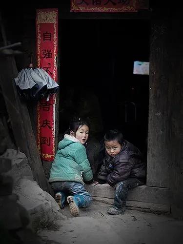 孩子在学校受到威胁怎么办,初中生在学校受到同学威胁怎么办