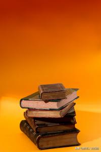 关联背单词出品：大学英语六级常用词根记忆法，助记轻松背单词