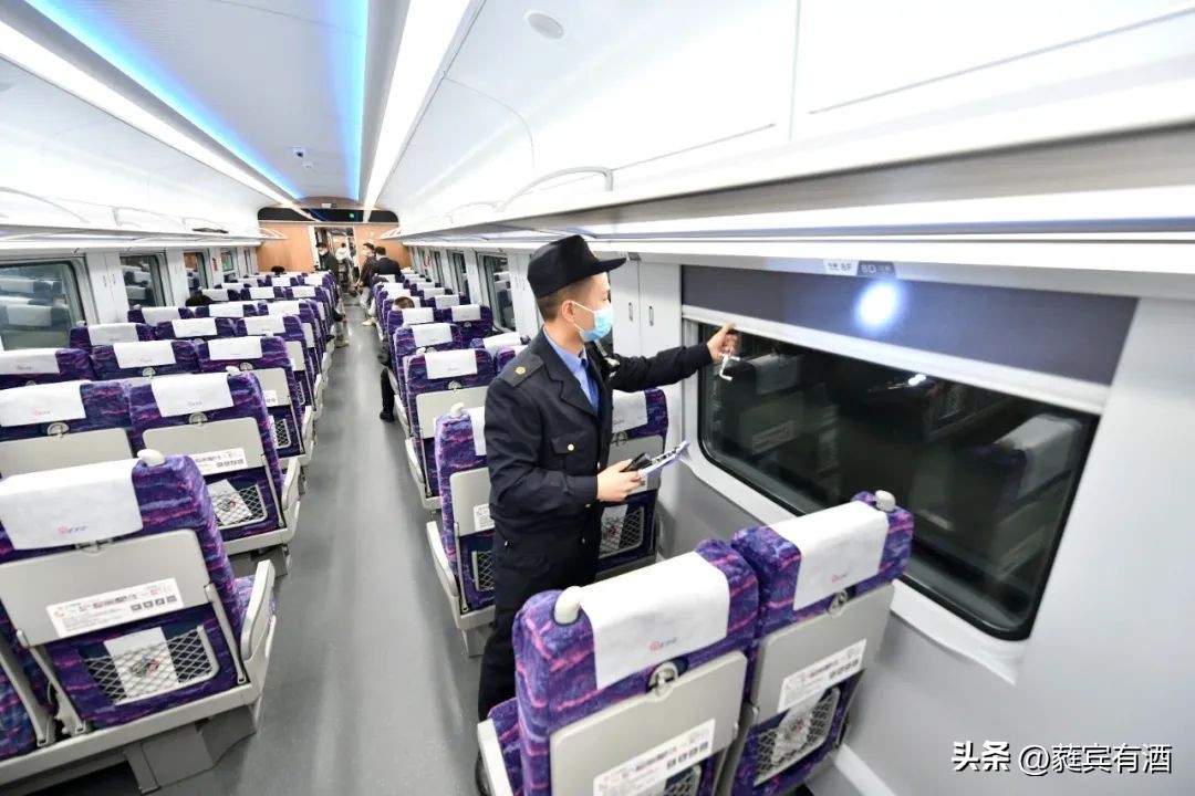 复兴号最新款动车组,复兴号双源动力动车组