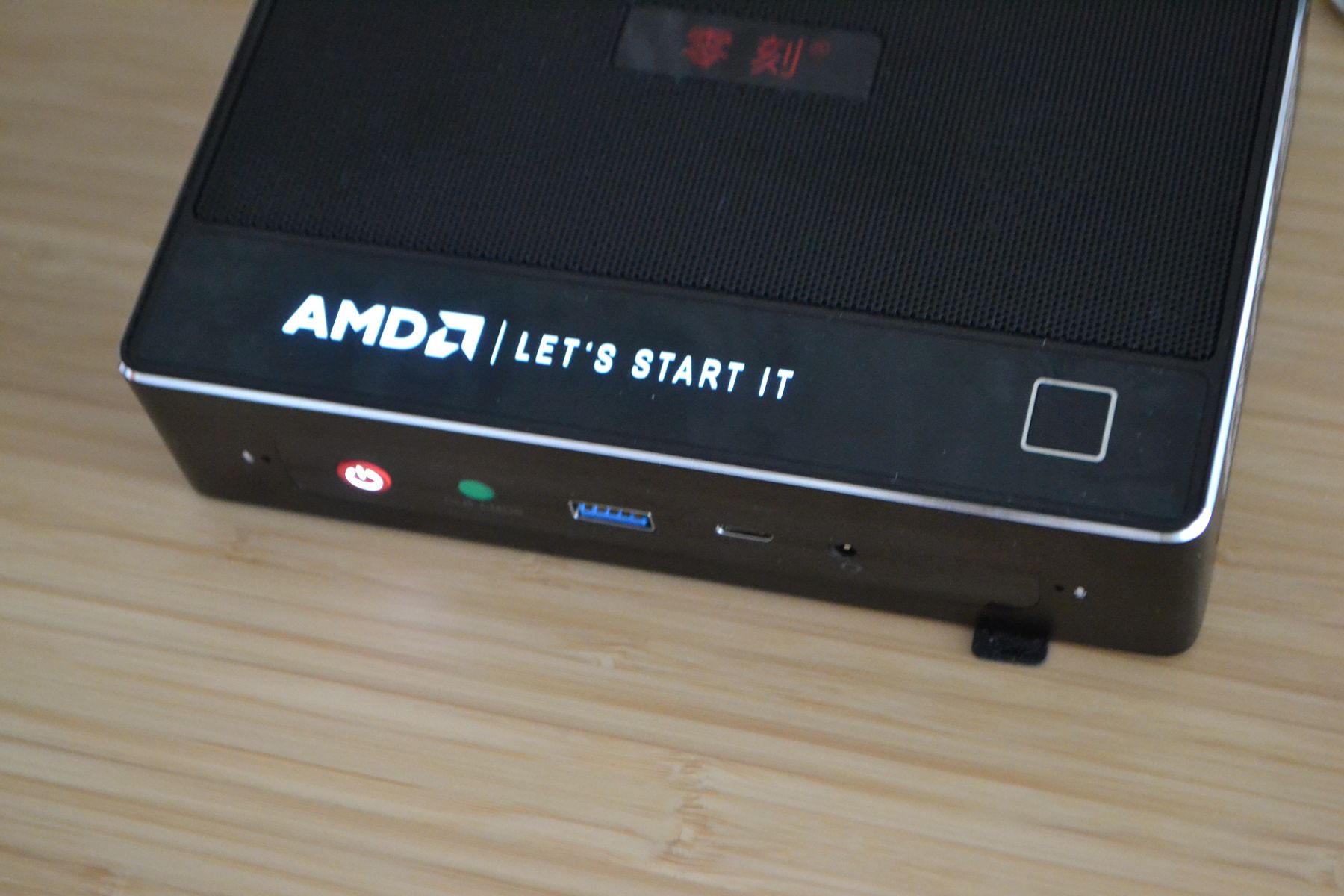 传统主机被取代？同样的性能，体积小了N倍!零刻GTR5迷你主机测评