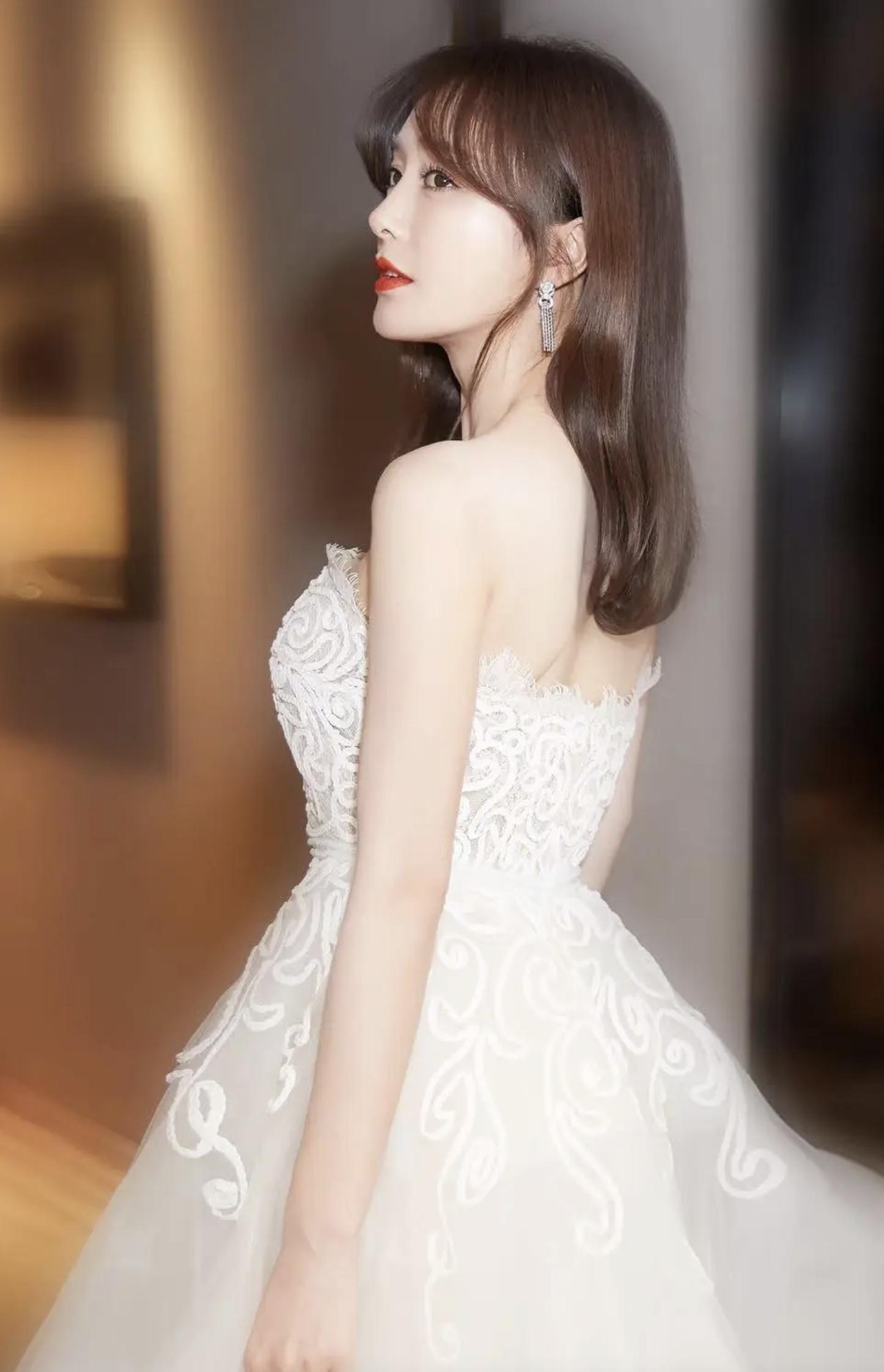 演员秦岚的感情经历,演员秦岚电影作品