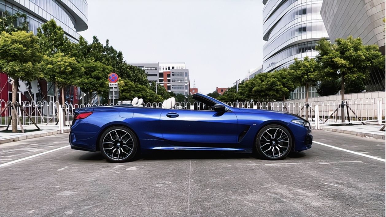 宝马840i四门轿跑2022沉浸式介绍,沉浸式体验宝马840i双门硬顶跑车