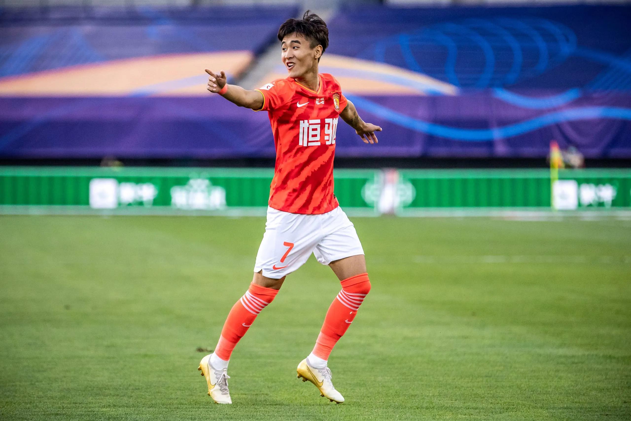 世界十大足坛明星,世界足坛五大顶级巨星