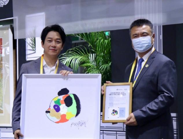 董洁身穿瑜伽裤亮相直播间,43岁董洁穿瑜伽服直播带货视频