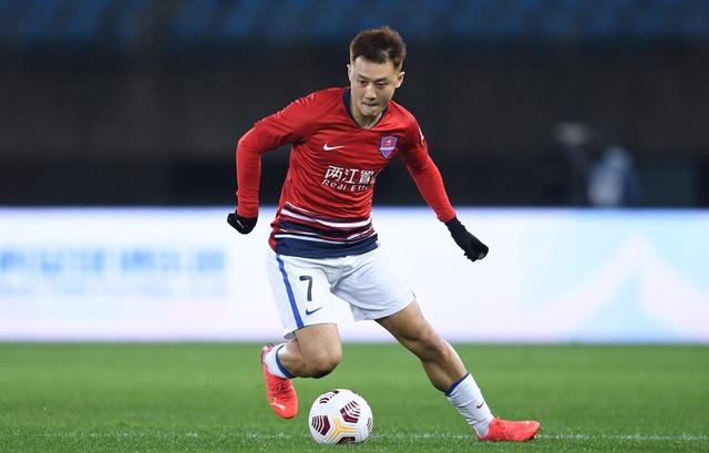 中国足球成笑话！中超5队前途未卜，两支球队走在解散边缘