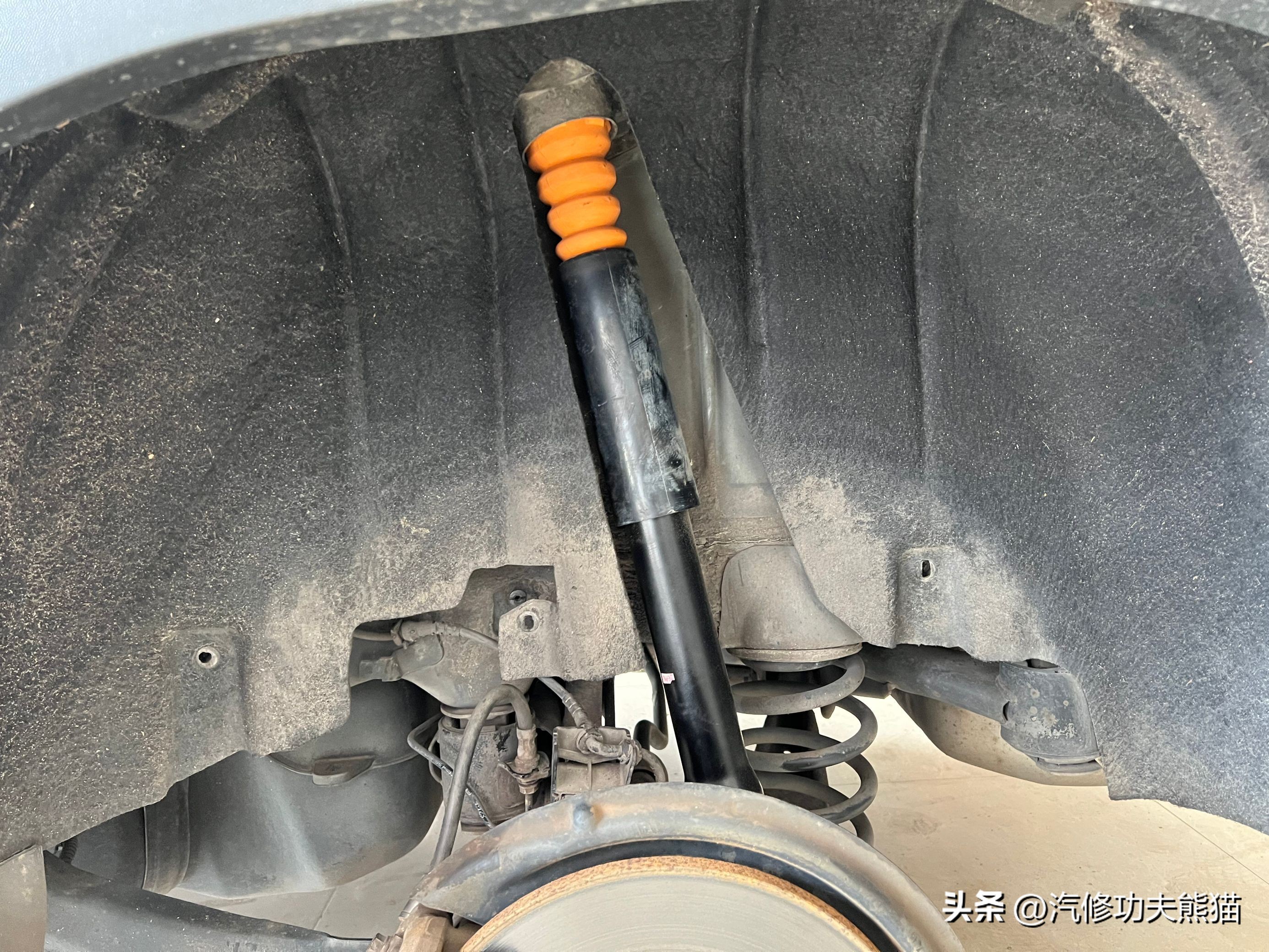 大众途观l2.0t2022保养复位,途观l2017款380tsi四驱豪华版保养