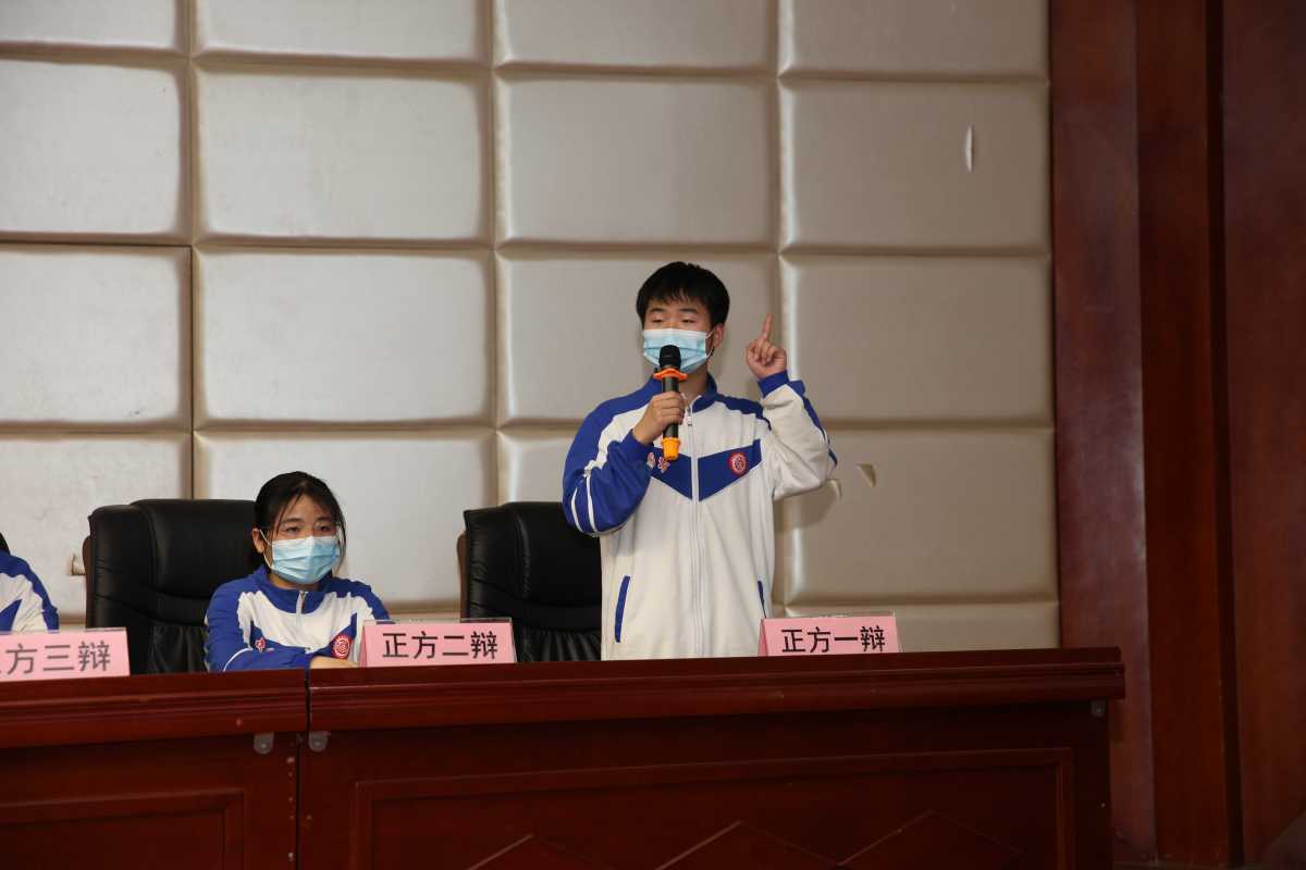 为啥？鹿邑这群高中生“争吵”，“吵得好”还有奖励