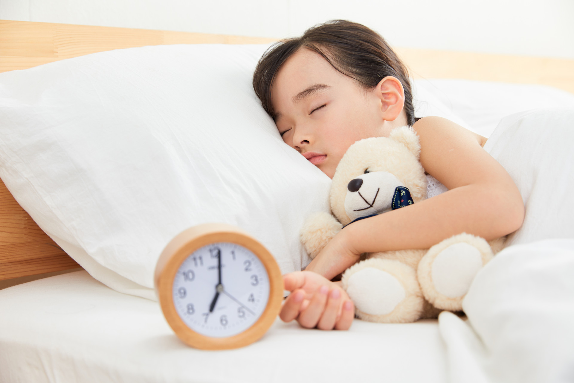 上学压力太大不想上学怎么办,开学恐惧焦虑心情压抑想哭难受