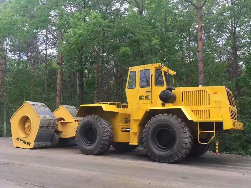 冲击碾压施工中冲击波的传递行程，三角碾的压实遍数