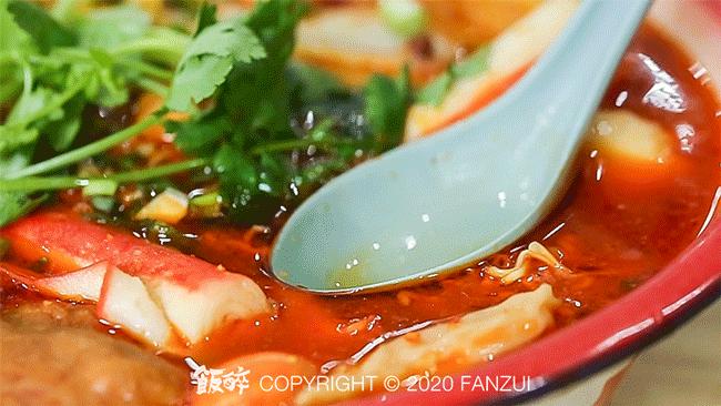 就离谱！珠海这14家小店，越老土越多人去