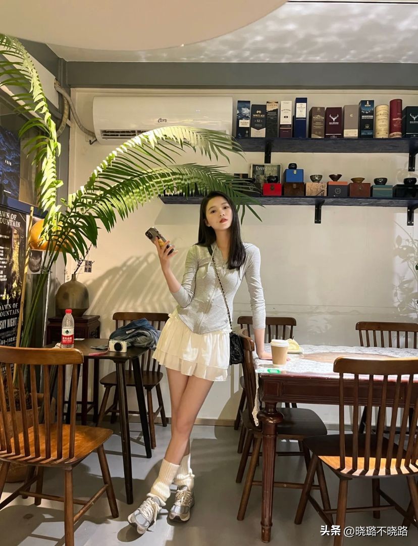 显瘦瑜伽服穿搭教程,瑜伽服套装短裙时尚最新款