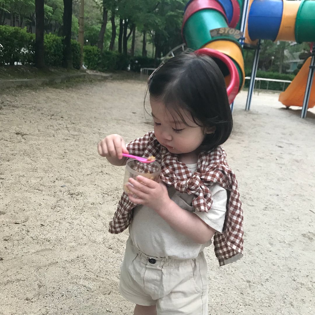 最近超火的可爱小女孩表情包,小女孩可爱萌表情包