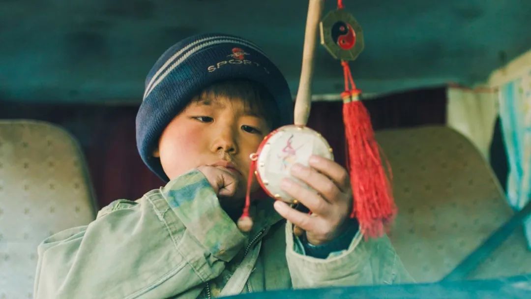 今年第一部黑马片:全员草根,无数明星热捧