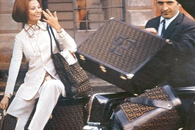 fendi经典名牌包包,fendi限量版蛇皮包