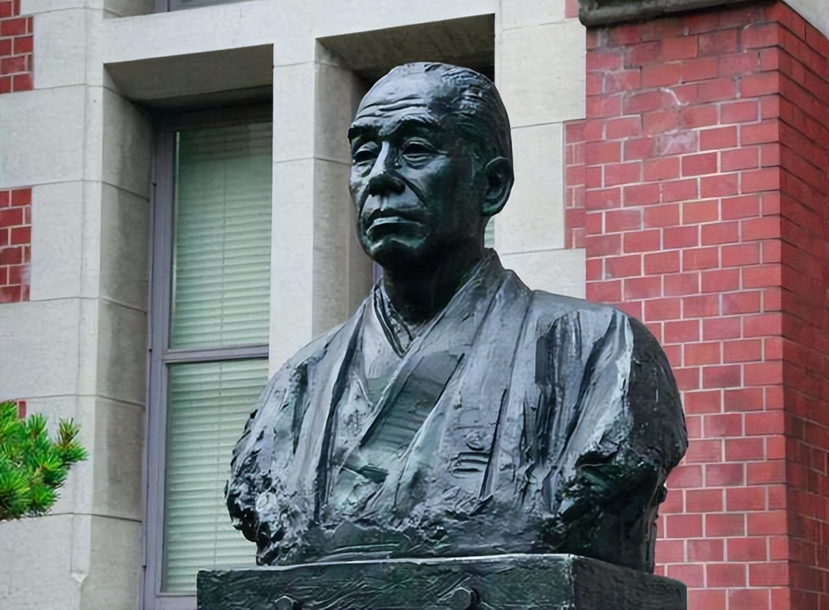 印在日本纸币上的人,印在日本纸币上的男人