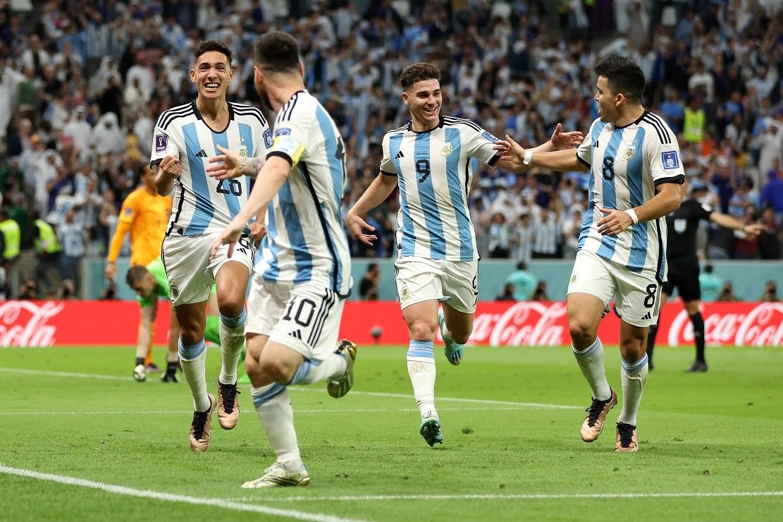 梅西5次世界大赛决赛,梅西5场8球带队进4强全程