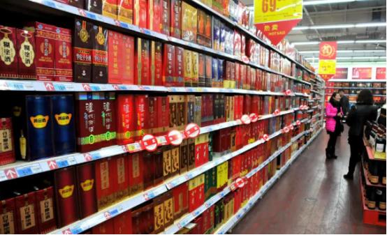 为什么在烟酒店买东西不能说送人,去烟酒店买酒为什么不能说去送人