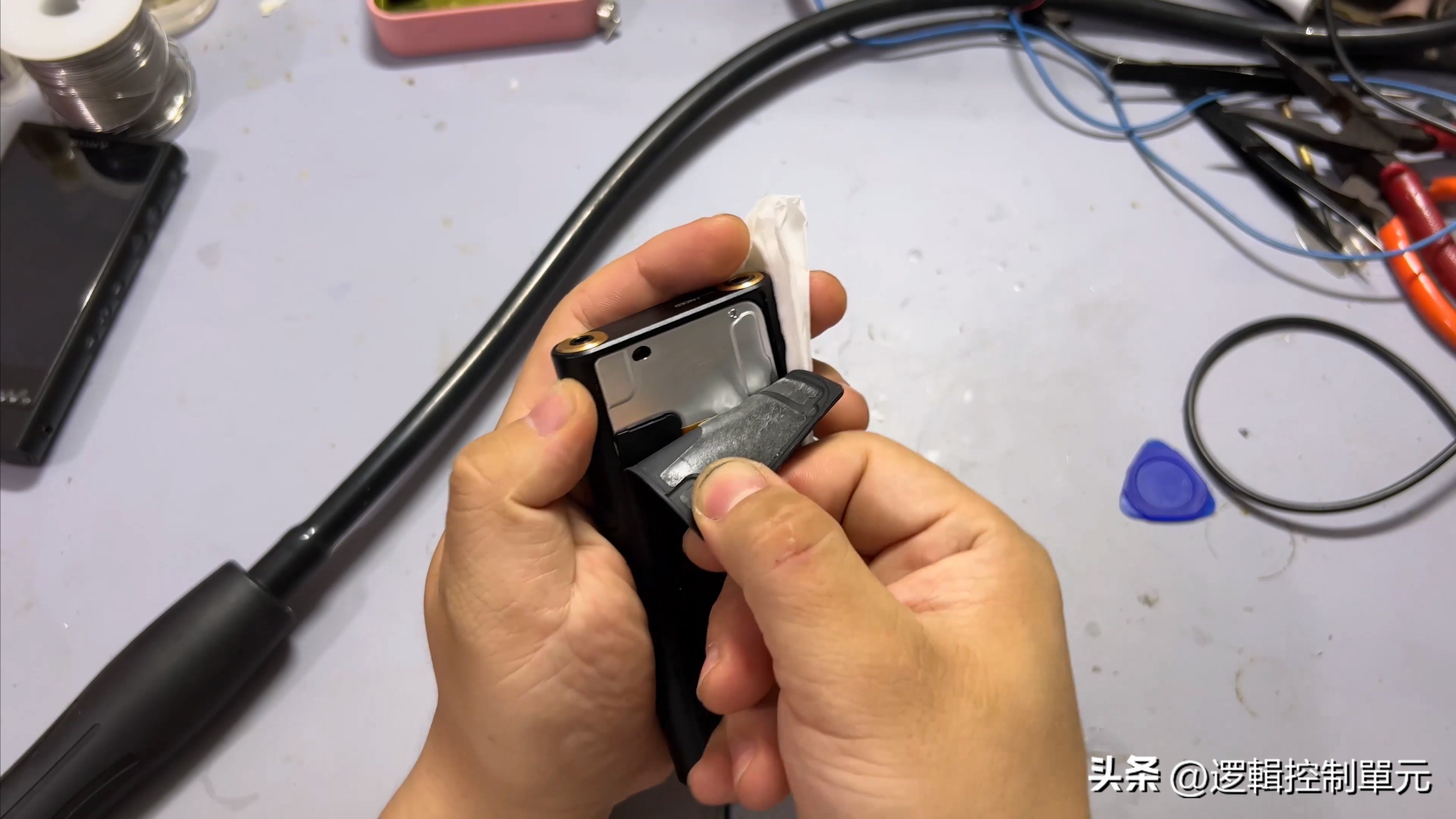 sony播放器zx300a拆解,索尼zx300a怎样更换电池