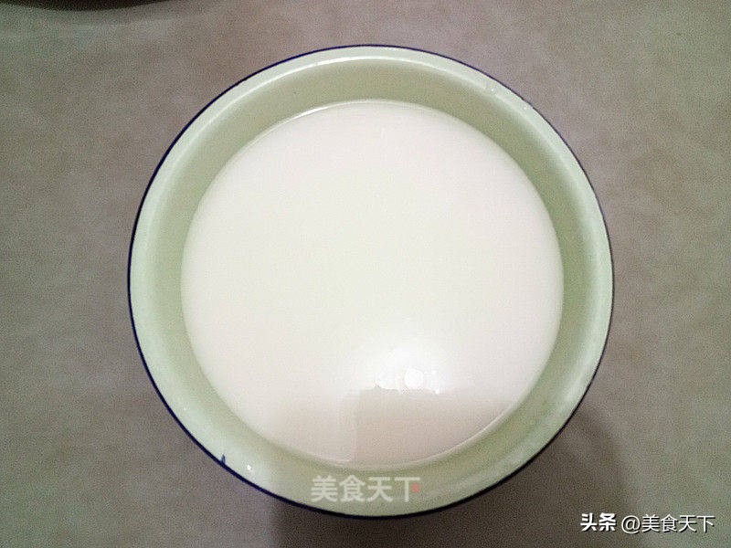 外面卖的凉皮是什么做的,外面买的凉皮还要煮吗