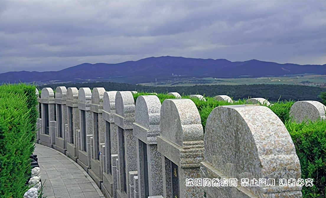 为什么下葬不能回头看,下葬后为什么不能回头看不能说话