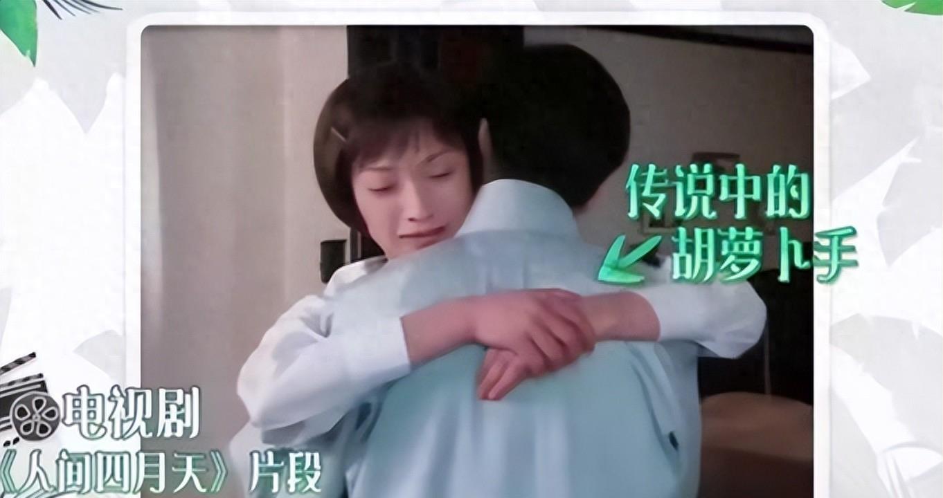 “小丑手”太减分了，这8位女星个个貌美如花，却被手拖后腿