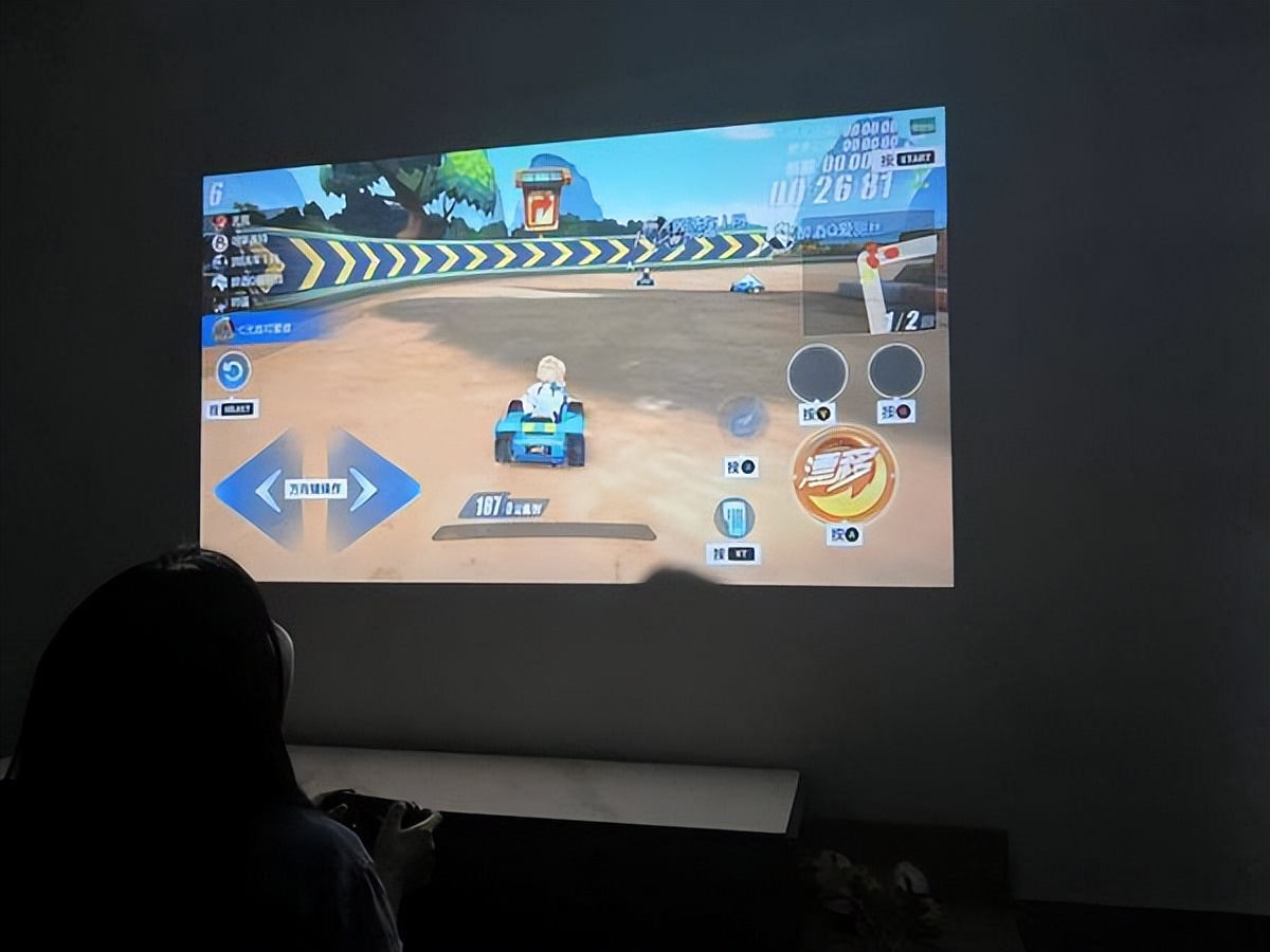 哈趣投影k1和小明q2pro,千元投影2023哈趣k1pro