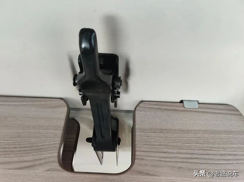 5万鹰途生活舱,解放鹰途生活舱试驾视频