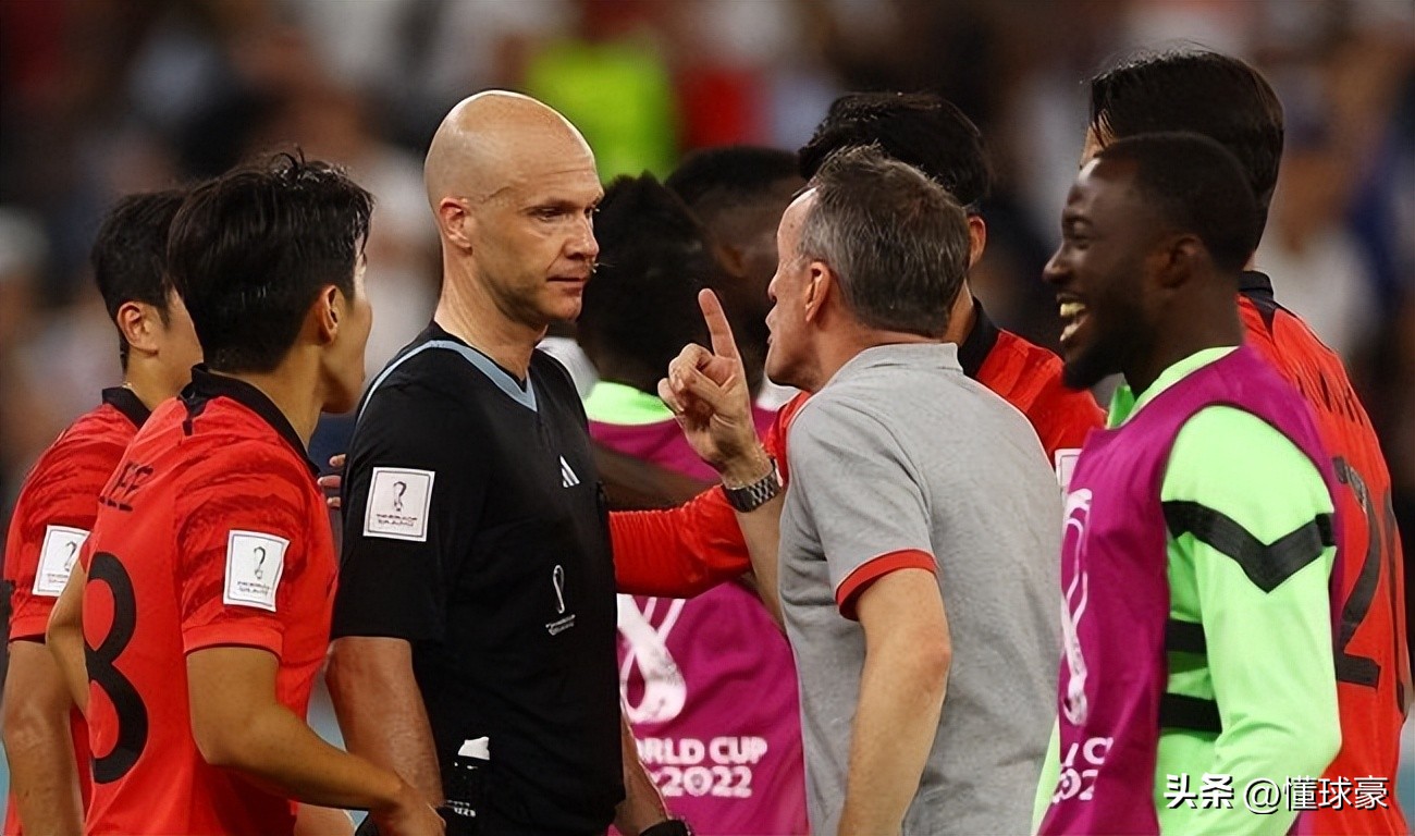 韩国主帅怒喷裁判吃红牌的影响,韩国主帅赛后怒斥裁判被红牌