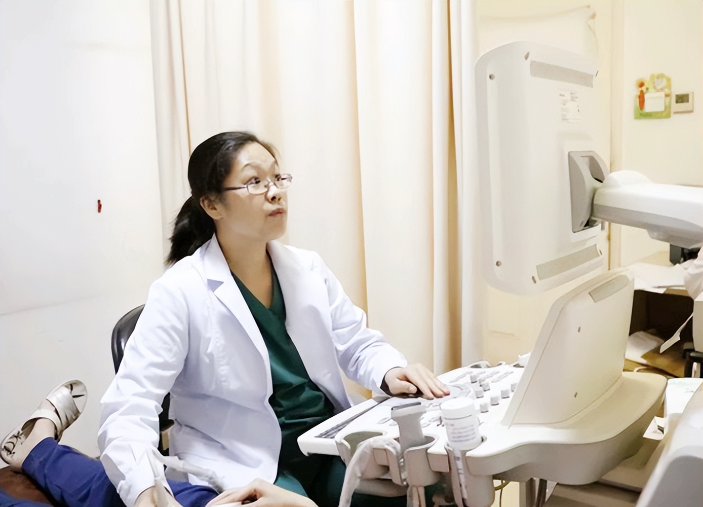 什么是阴式b超检查,什么是阴超检查呀