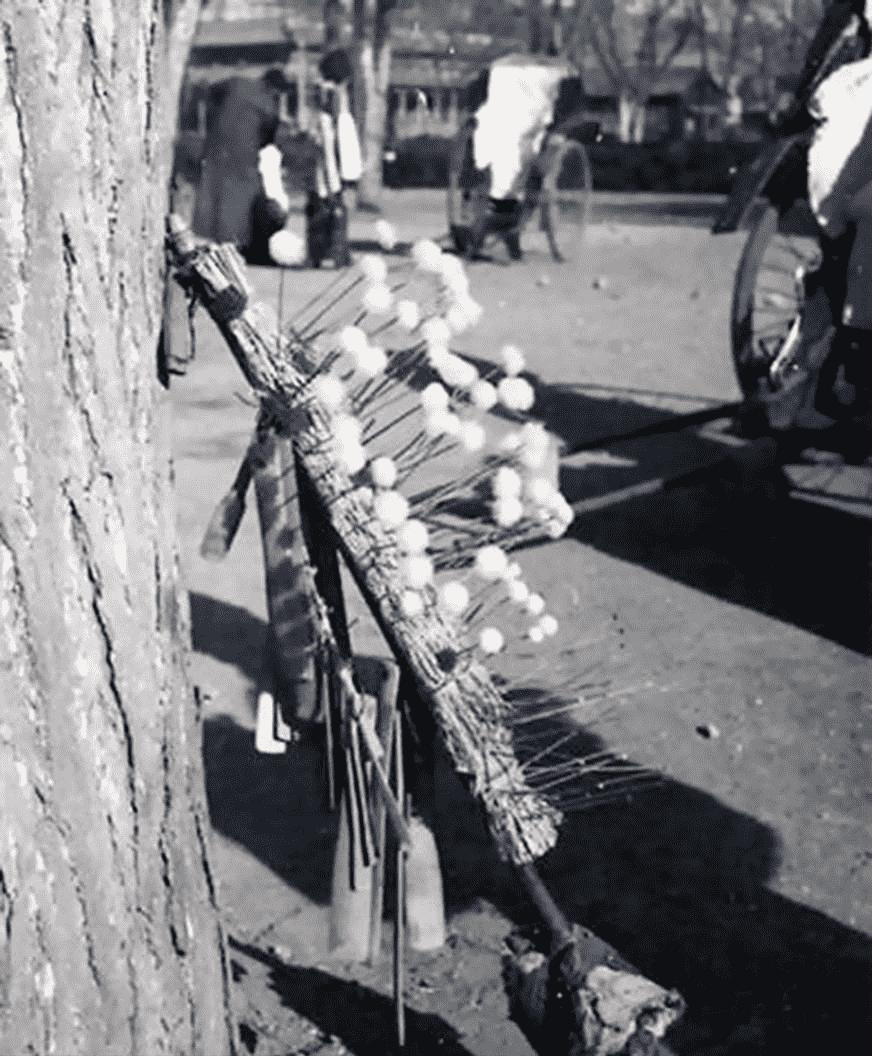 侵华日军残酷*行暴**，女子为活命脱下衣服让日本人拍摄，*辱侮**至死3