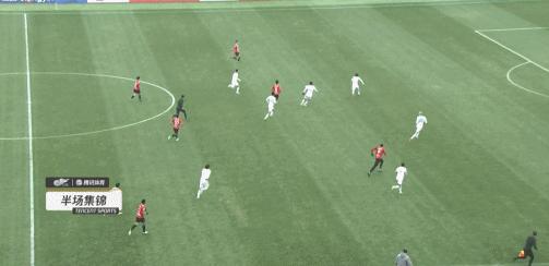 成都蓉城费利佩破门,成都蓉城外援费利佩利用点球机会