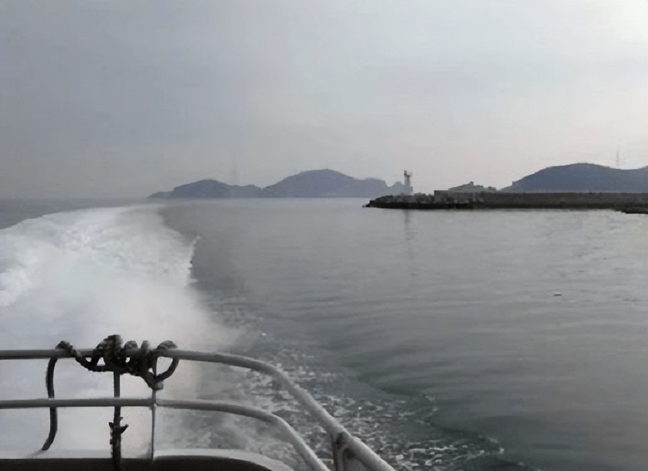 1994年的军舰潜艇对峙事件,中国海军军舰对峙事件时间