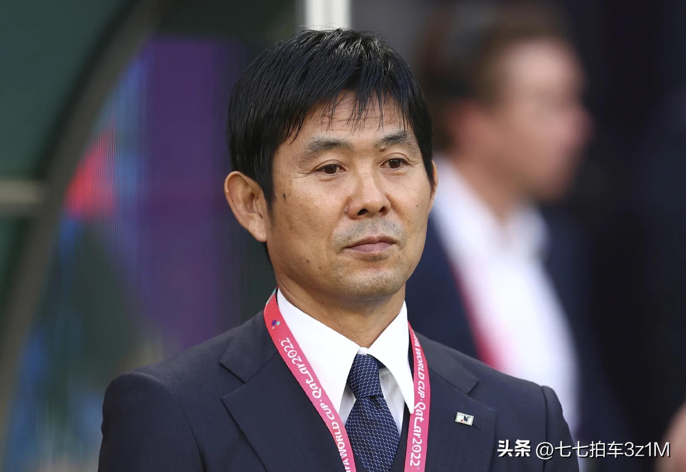 日本队打扫更衣室后续,日本队赛后打扫球场更衣