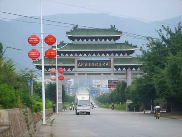 南昌起义后三河坝战役,八一南昌起义打仗图片