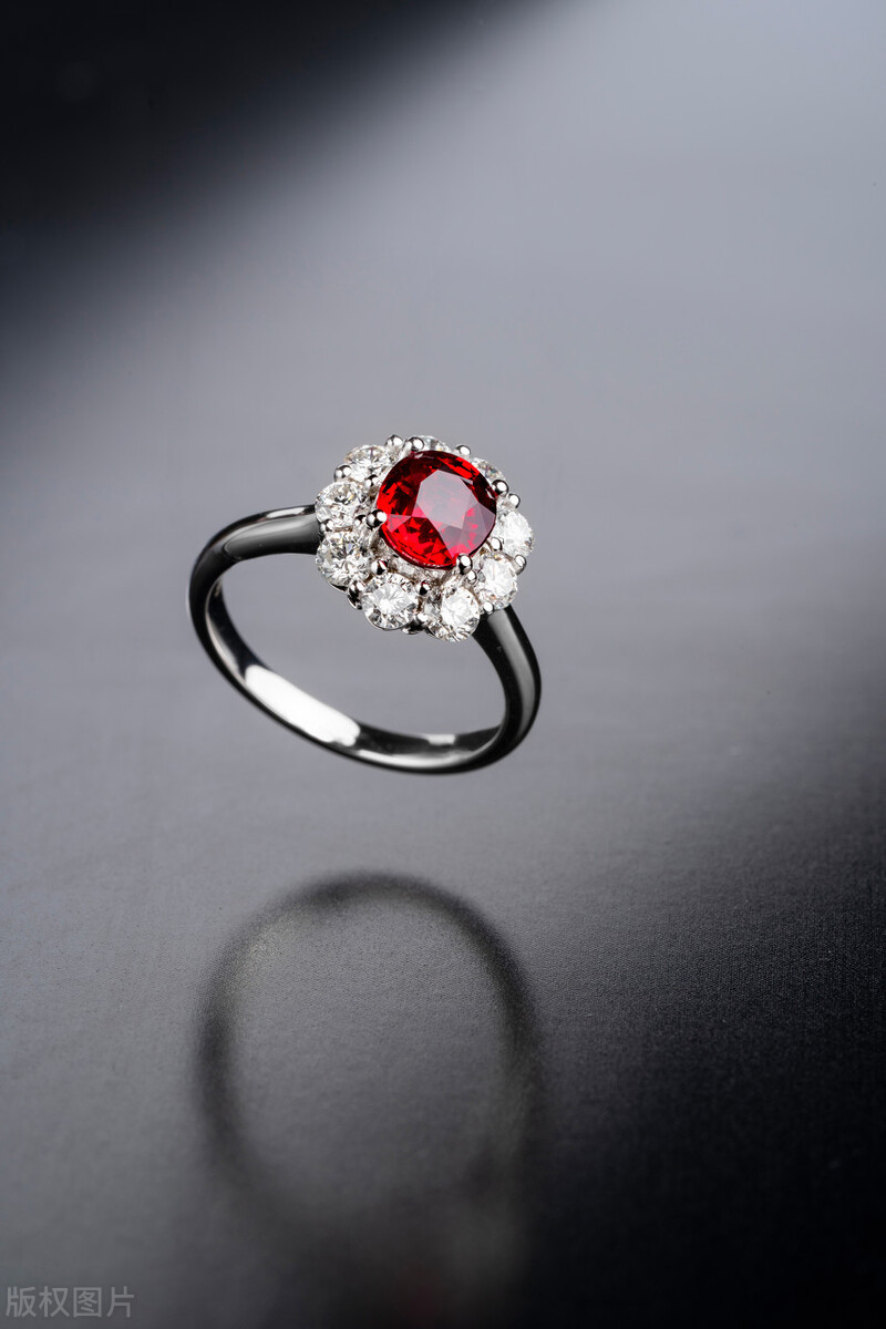 黄金首饰在哪里可以鉴定真假,不破坏黄金首饰可以检测真假吗