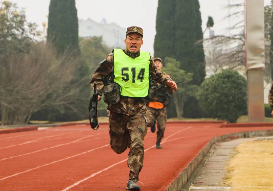 速度与激情超燃片段公路追逐比赛,速度与激情现场直击