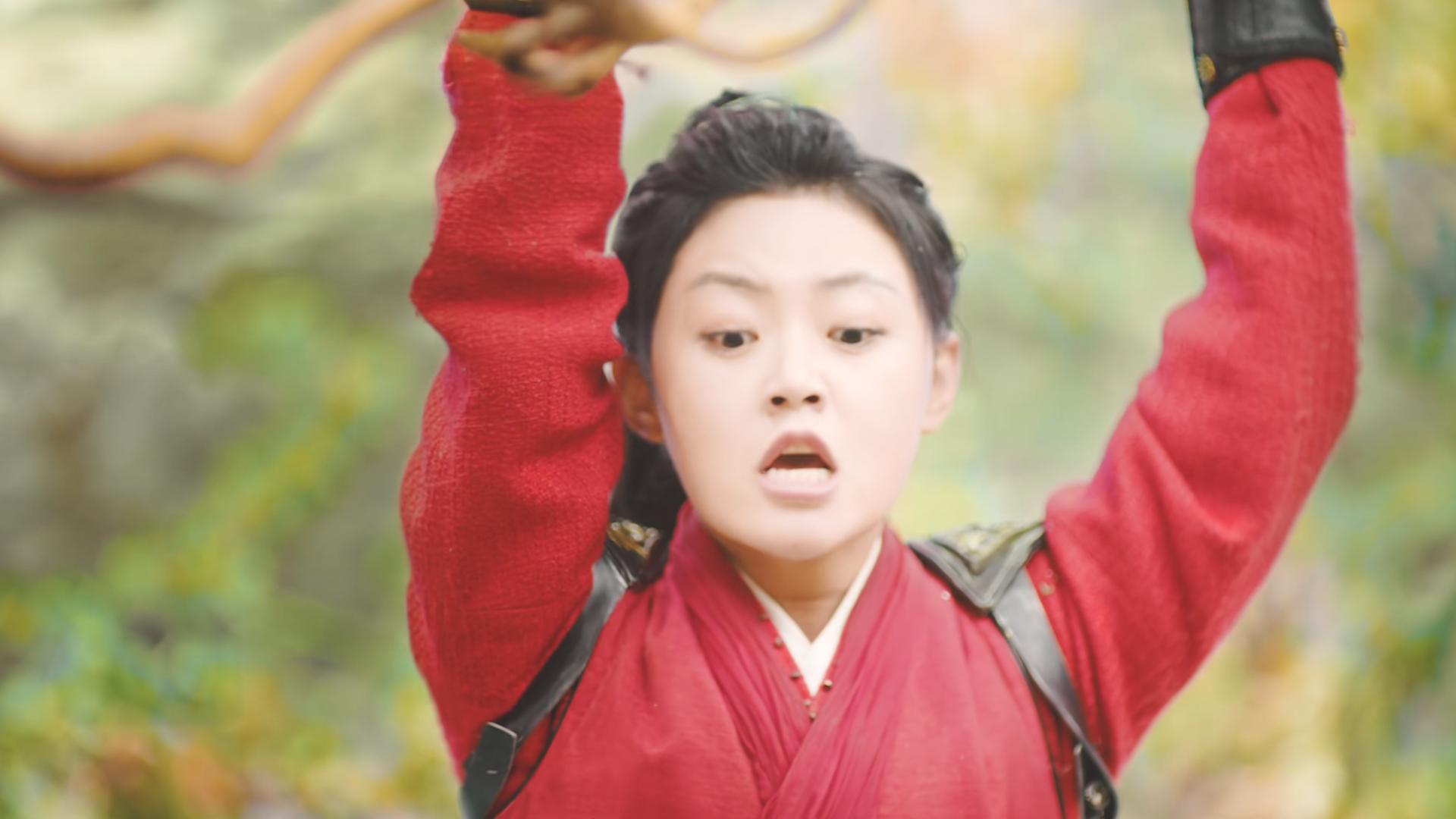 城主大人1：女子被迫穿男装当皇帝，成年后还被妃子追着要同房！