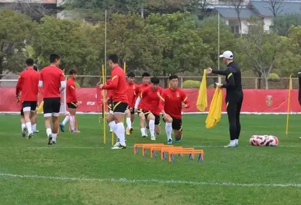 国足请假,国足为什么要集训