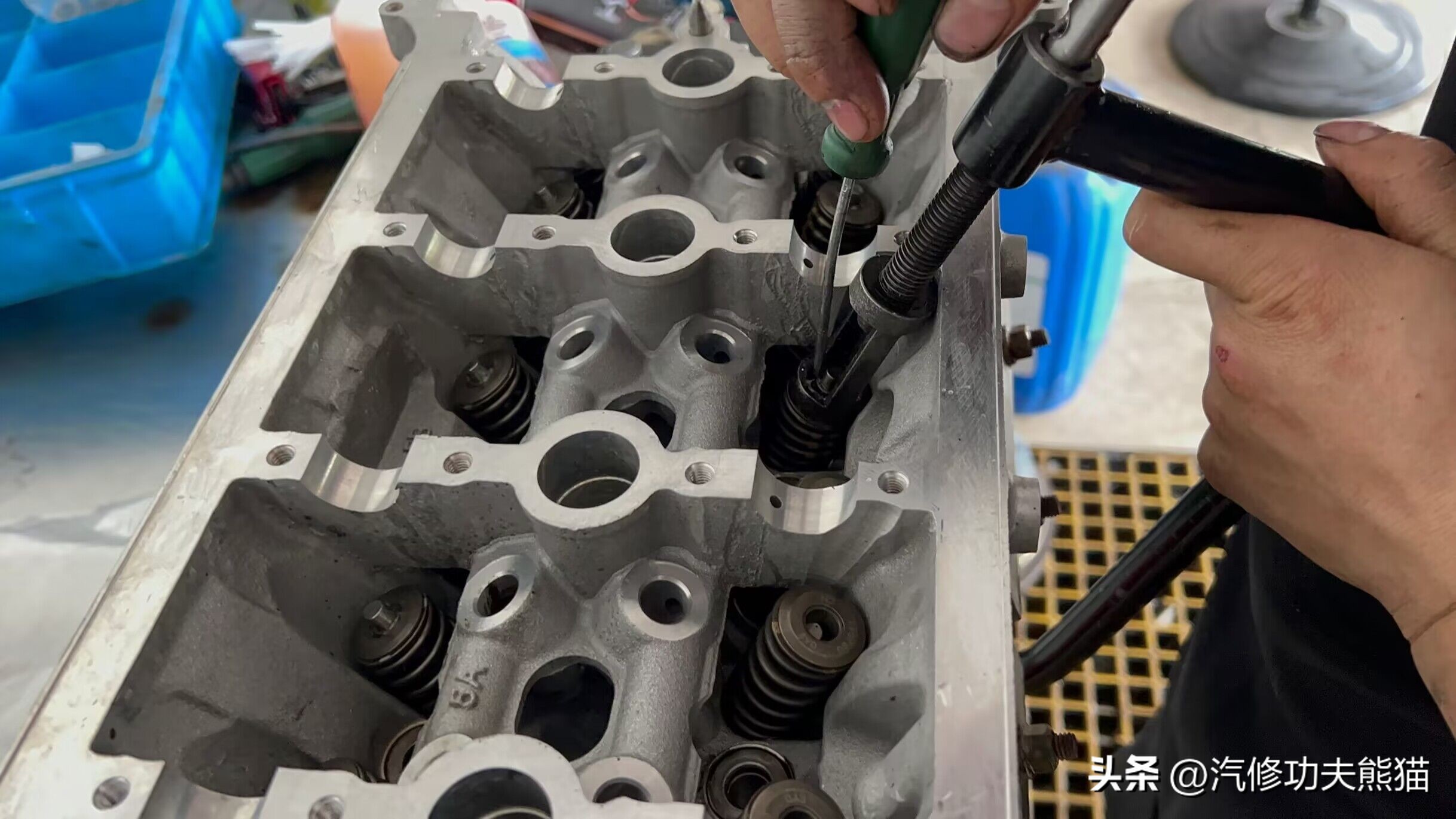 奥迪q3修车,奥迪q3烧机油大修发动机