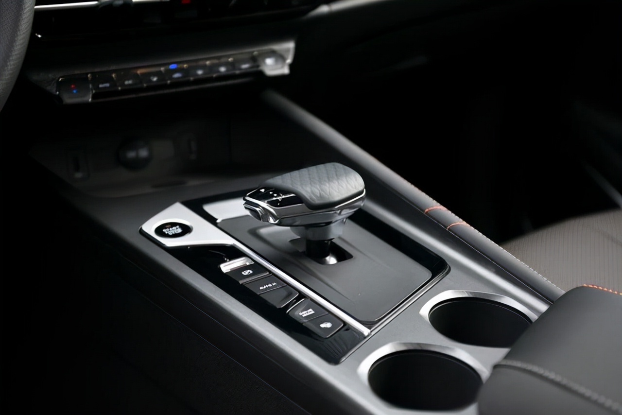 欧尚x7plus和欧尚z6隔音效果怎么样,欧尚x7plus什么时候会降价