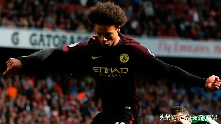 曼城22-23赛季第二客场球衣,巴萨客场球衣曼城球衣