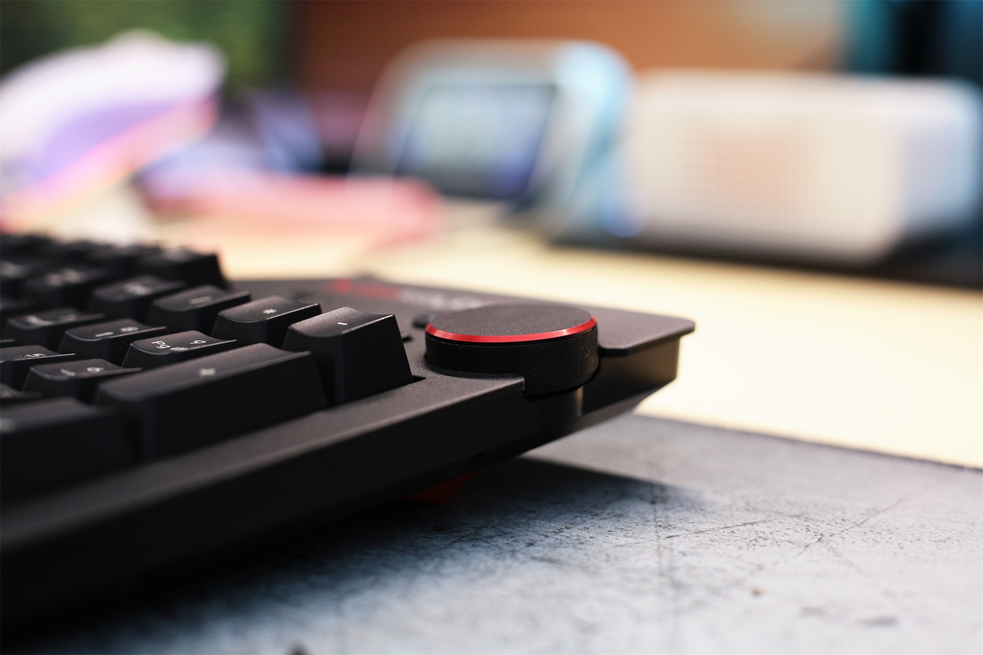 键圈简谈：昔日机械键盘四大神器，如今几何