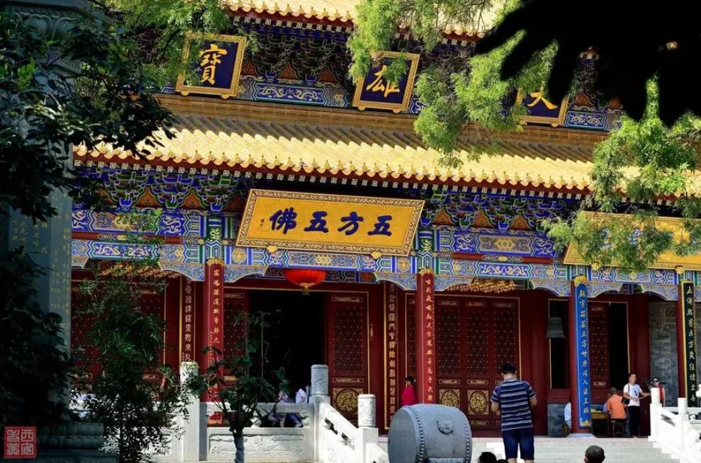 西安旅游必去的10个景点推荐,陕西西安旅游景点攻略